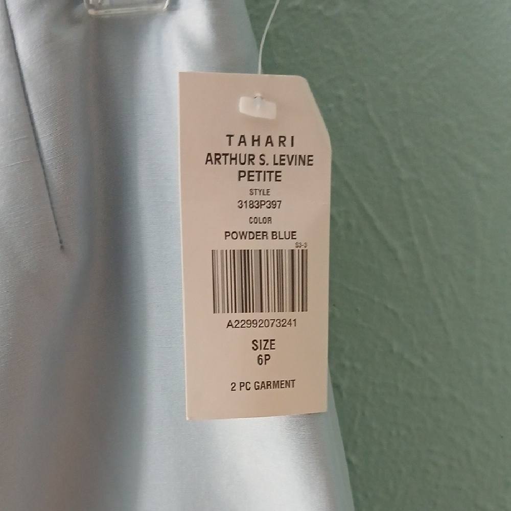 Tahari Pale Blue Silk Skirt Suit Size 6P - Picture 10 of 11